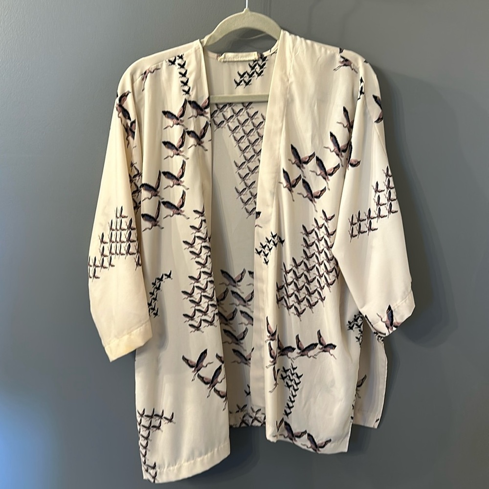 One size fits all kimono